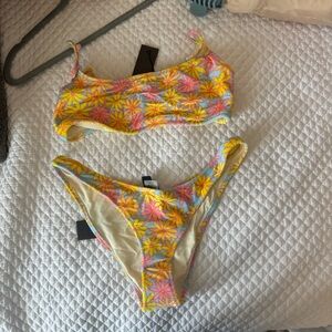 BRAND NEW triangl bikini set